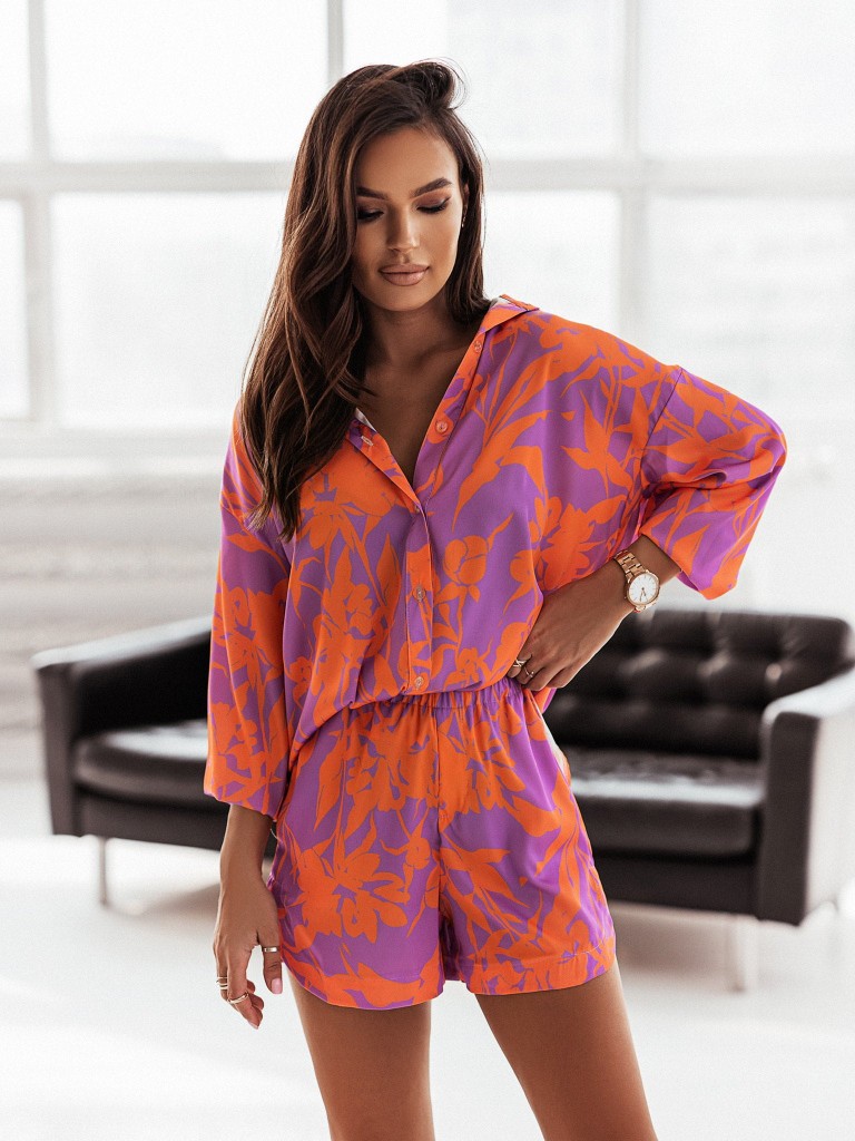 Casual shorts suit