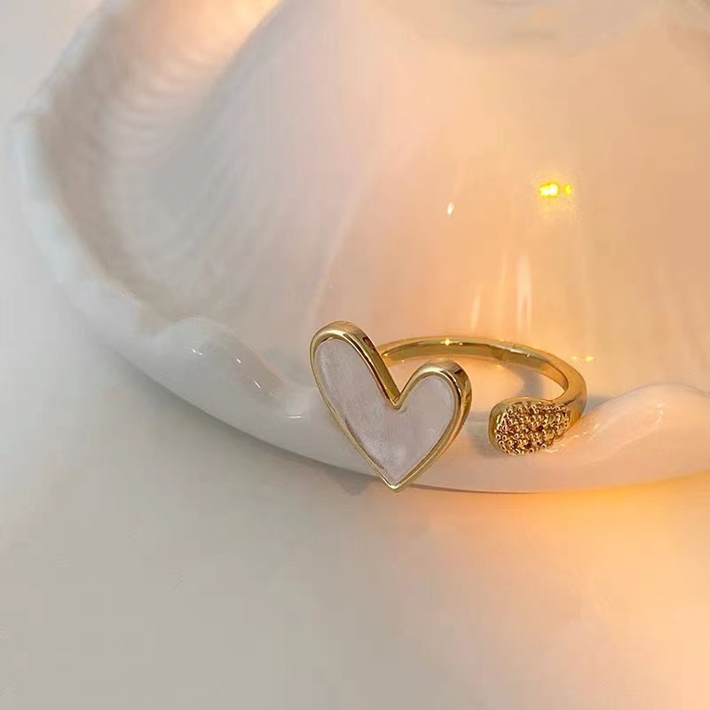 Heart ring