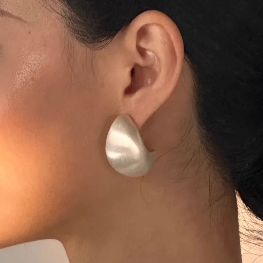 French retro silver exaggerated wide water drop heavy brushed earrings literary retro niche high-end earrings for women