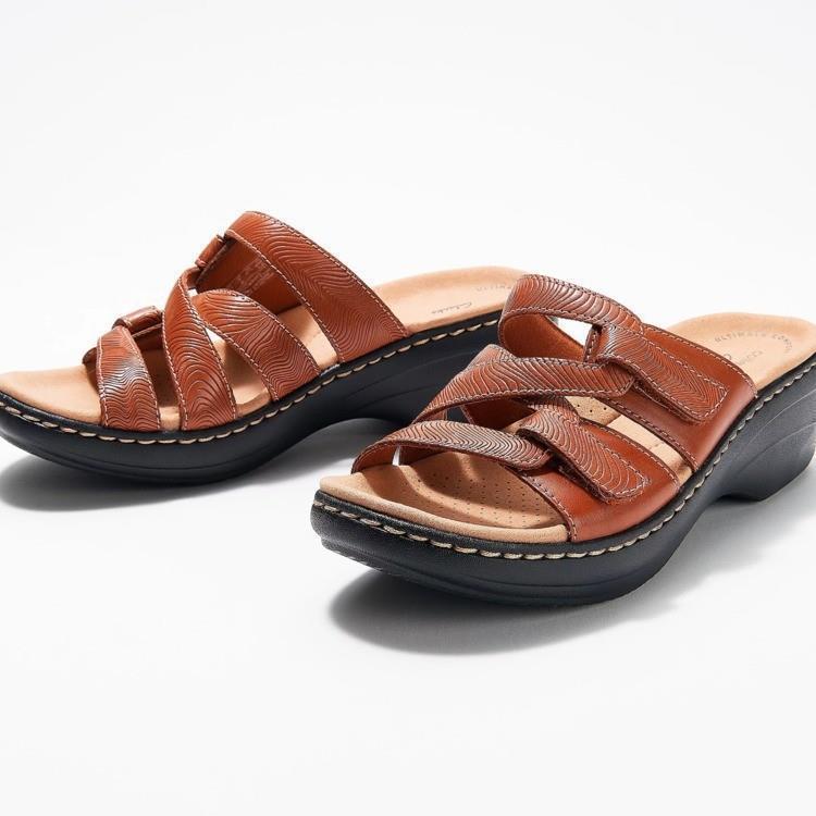 Hook and loop slippers