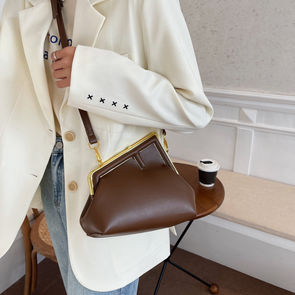Bevel bag