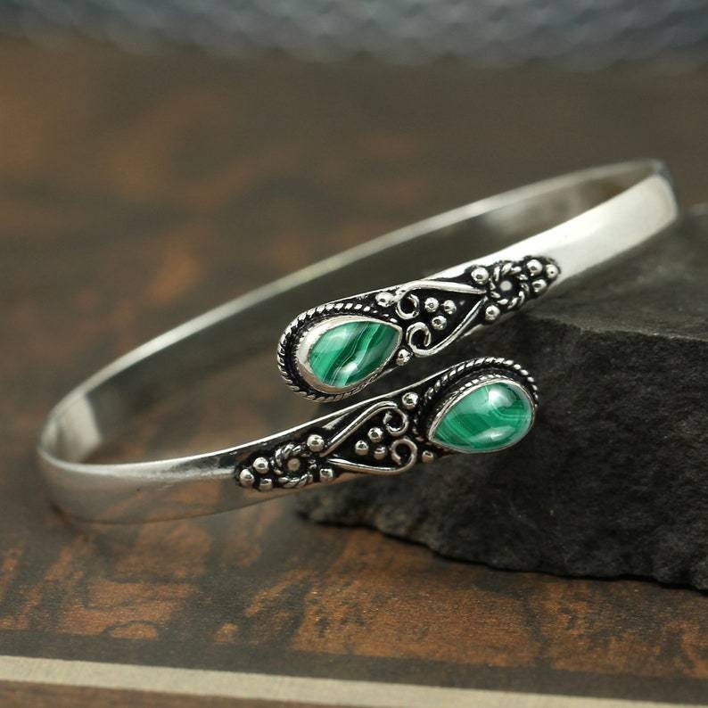 Agate bracelet