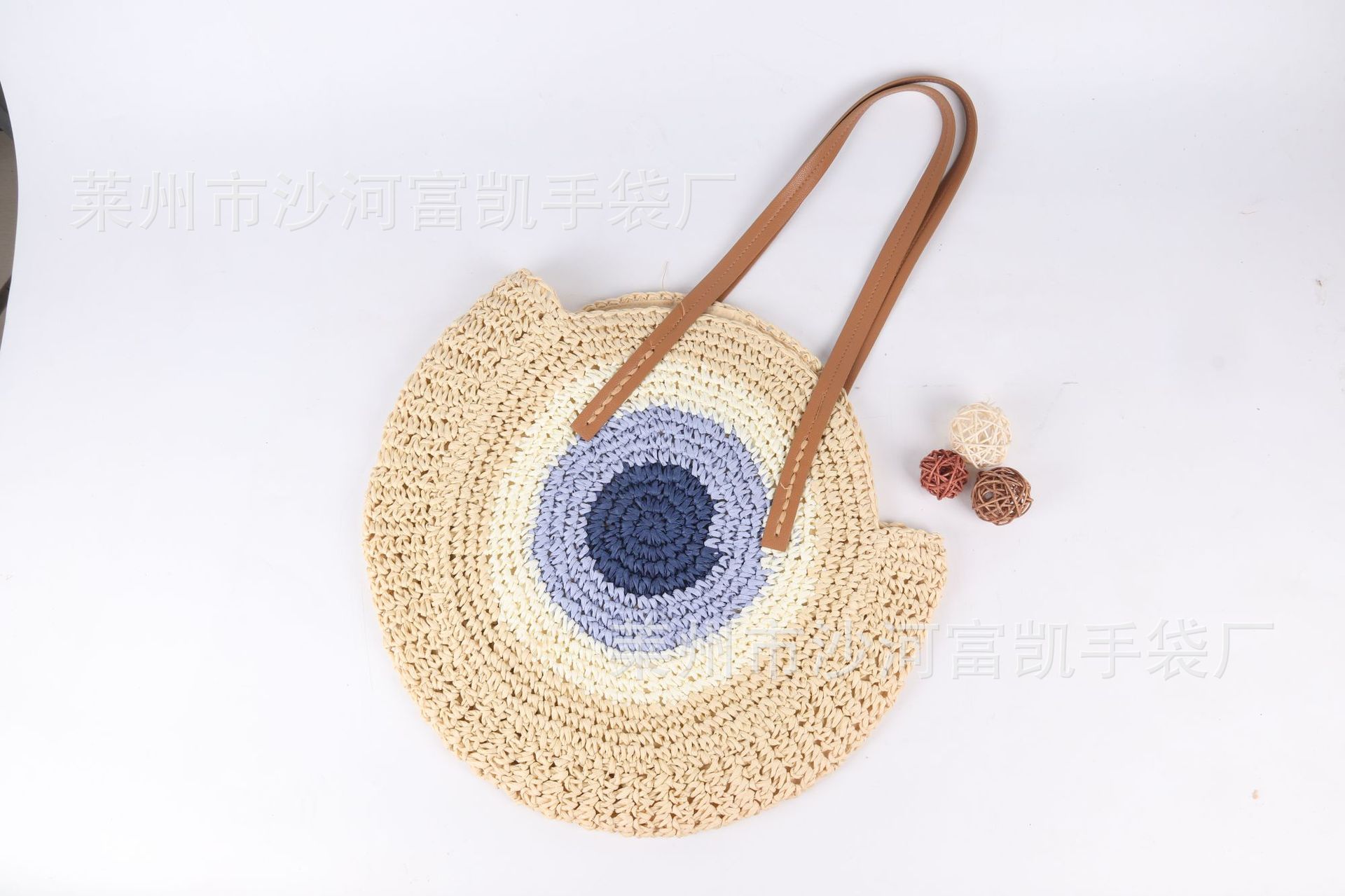 Straw bag