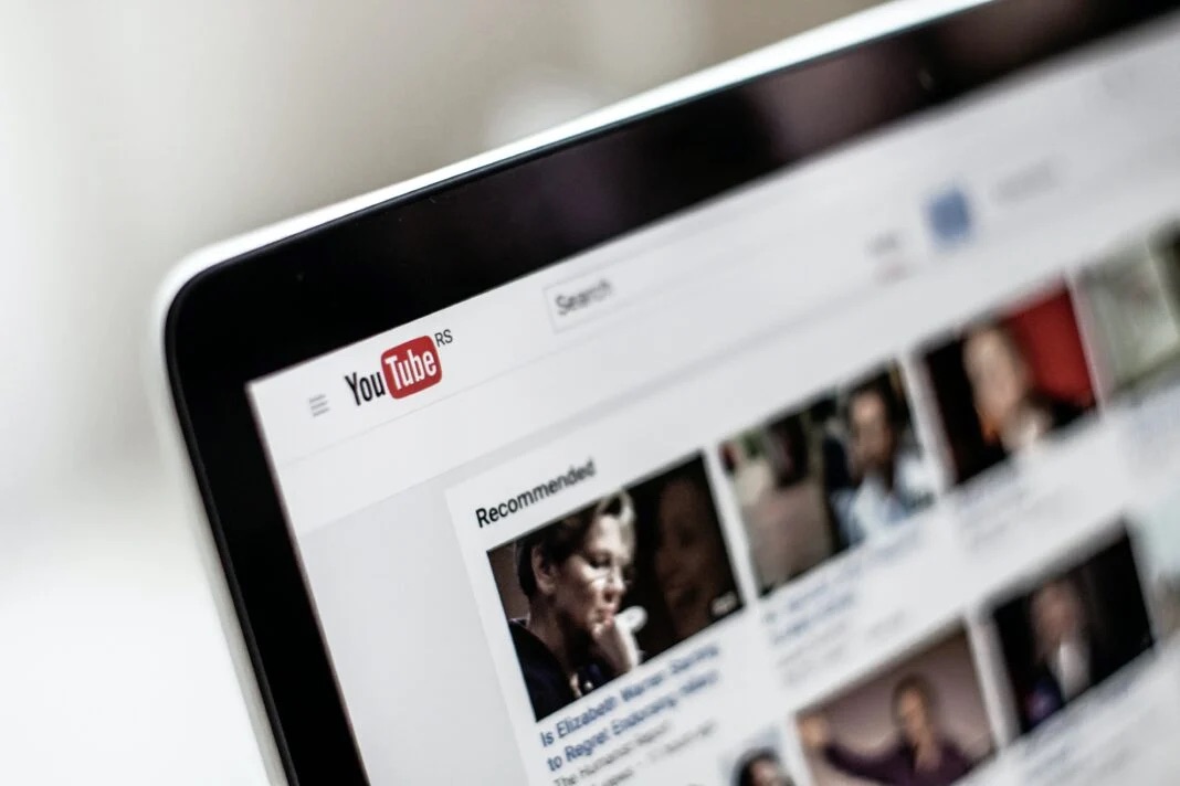 YOUTUBE WILL SOON LAUNCH A CO-STREAMING FEATURE CALLED ‘GO LIVE TOGETHER’