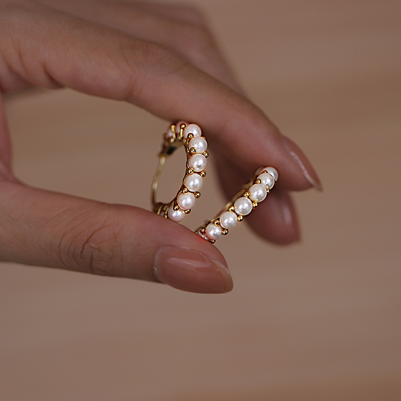 Pearl earrings