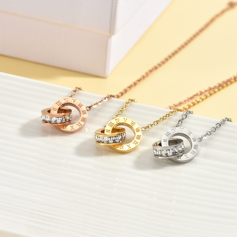 Double ring necklace